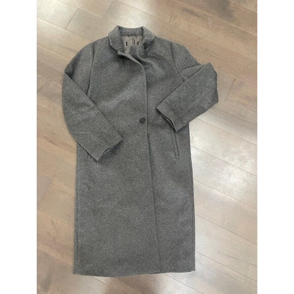 Quince Italian Wool Classic Single-Breasted Coat - Picture 2 of 4